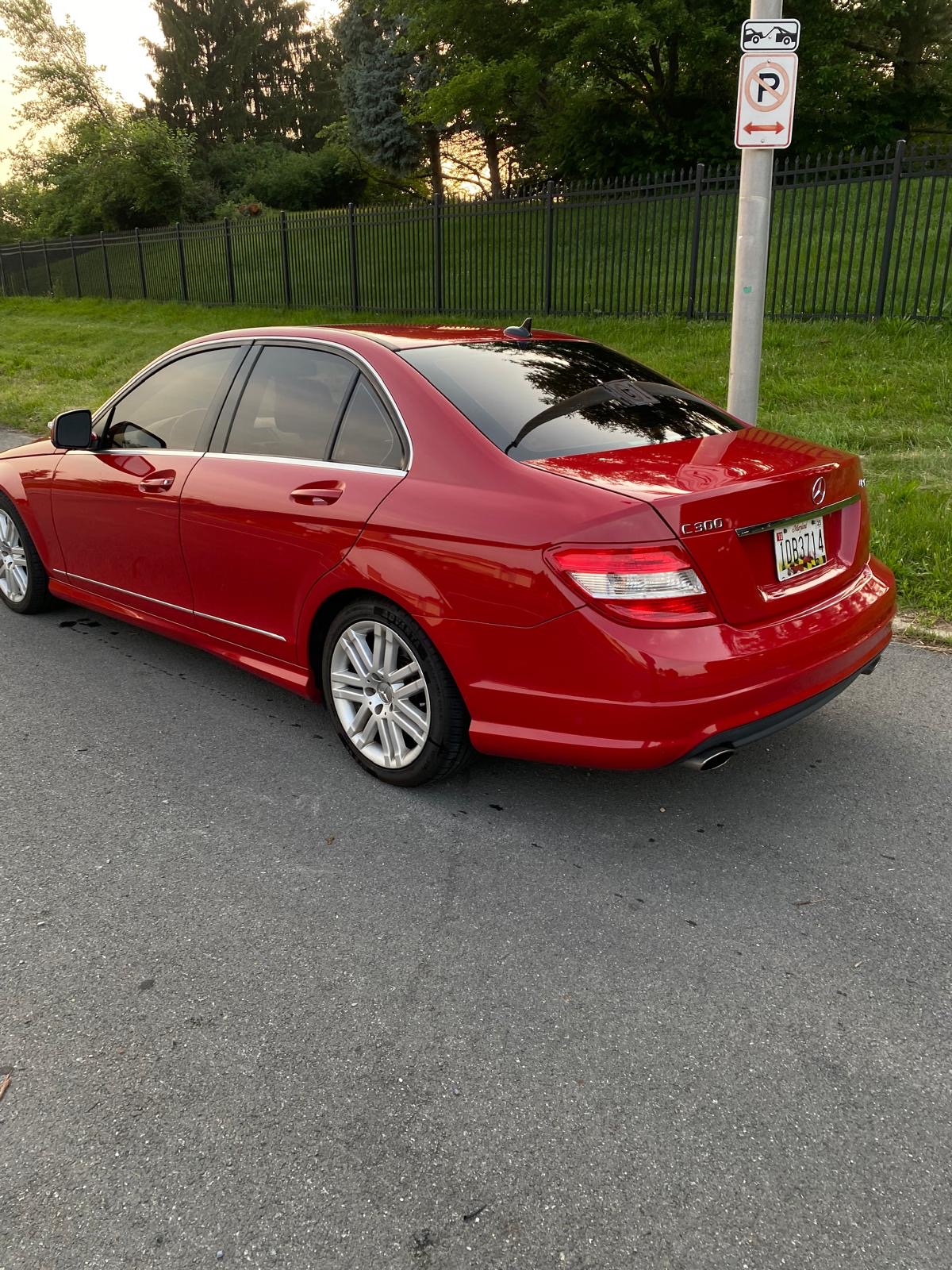 Used 2009 Mercedes-Benz C 300 4MATIC Sedan image 6