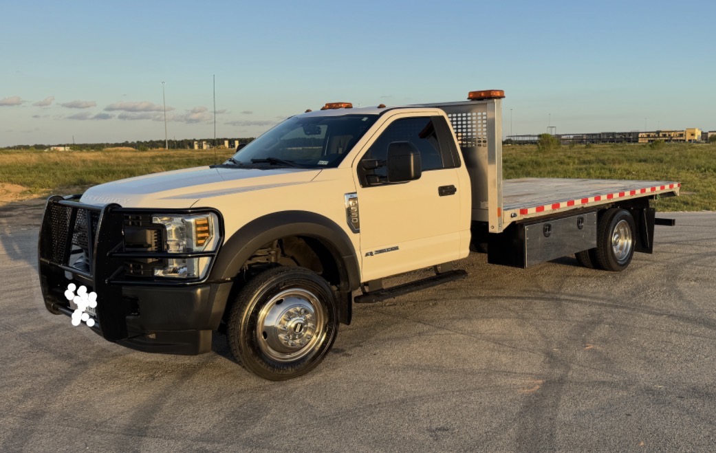 Used 2019 Ford F550 4x4 Regular Cab Super Duty image 6