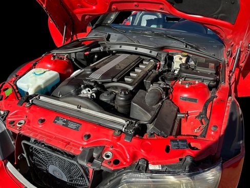 Used 2000 BMW Z3 2.5i image 12