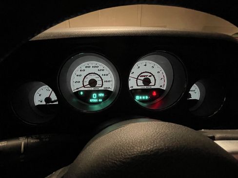 Used 2012 Dodge Challenger SRT8 w/ Premium Sound Group image 18