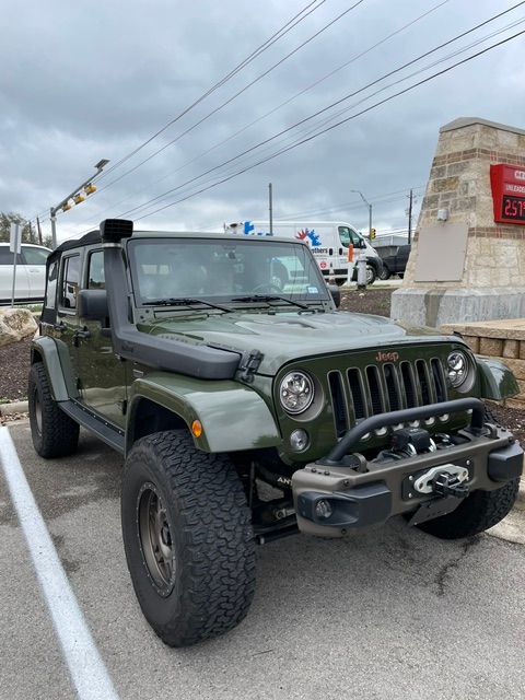 Used 2016 Jeep Wrangler Unlimited Sahara AWD/4WD image 2