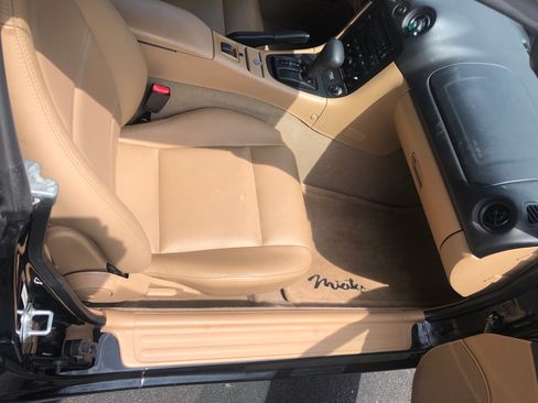 Used 2000 MAZDA MX-5 Miata RWD image 13
