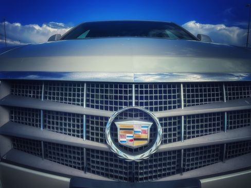 Used 2011 Cadillac CTS Luxury image 2