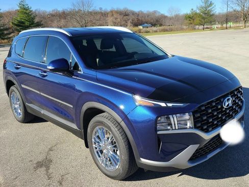 Used 2023 Hyundai Santa Fe SEL image 2