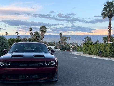 Used 2023 Dodge Challenger SRT Hellcat image 4