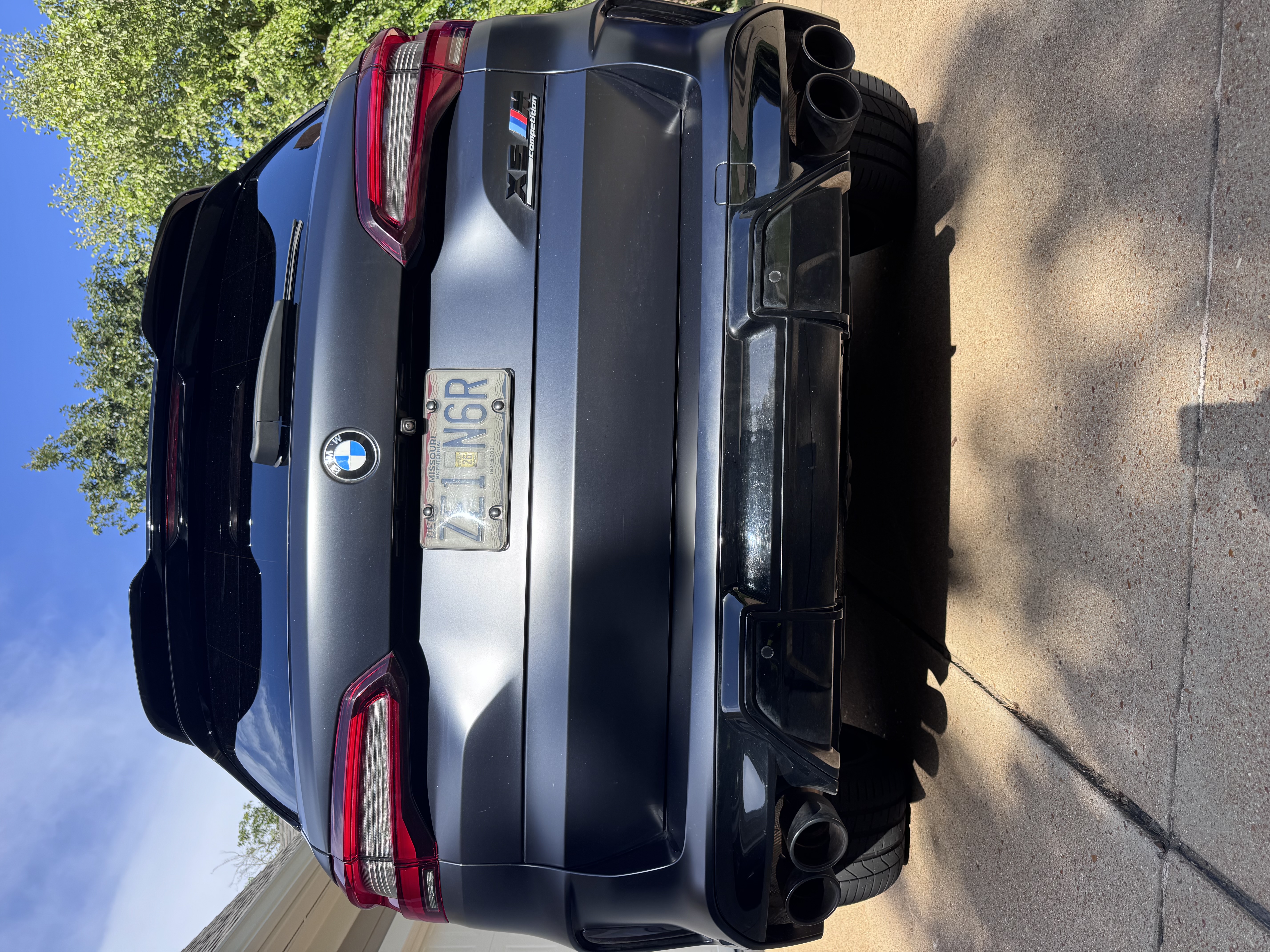 Used 2020 BMW X5 M Competition w/ Executive Package AWD/4WD image 26