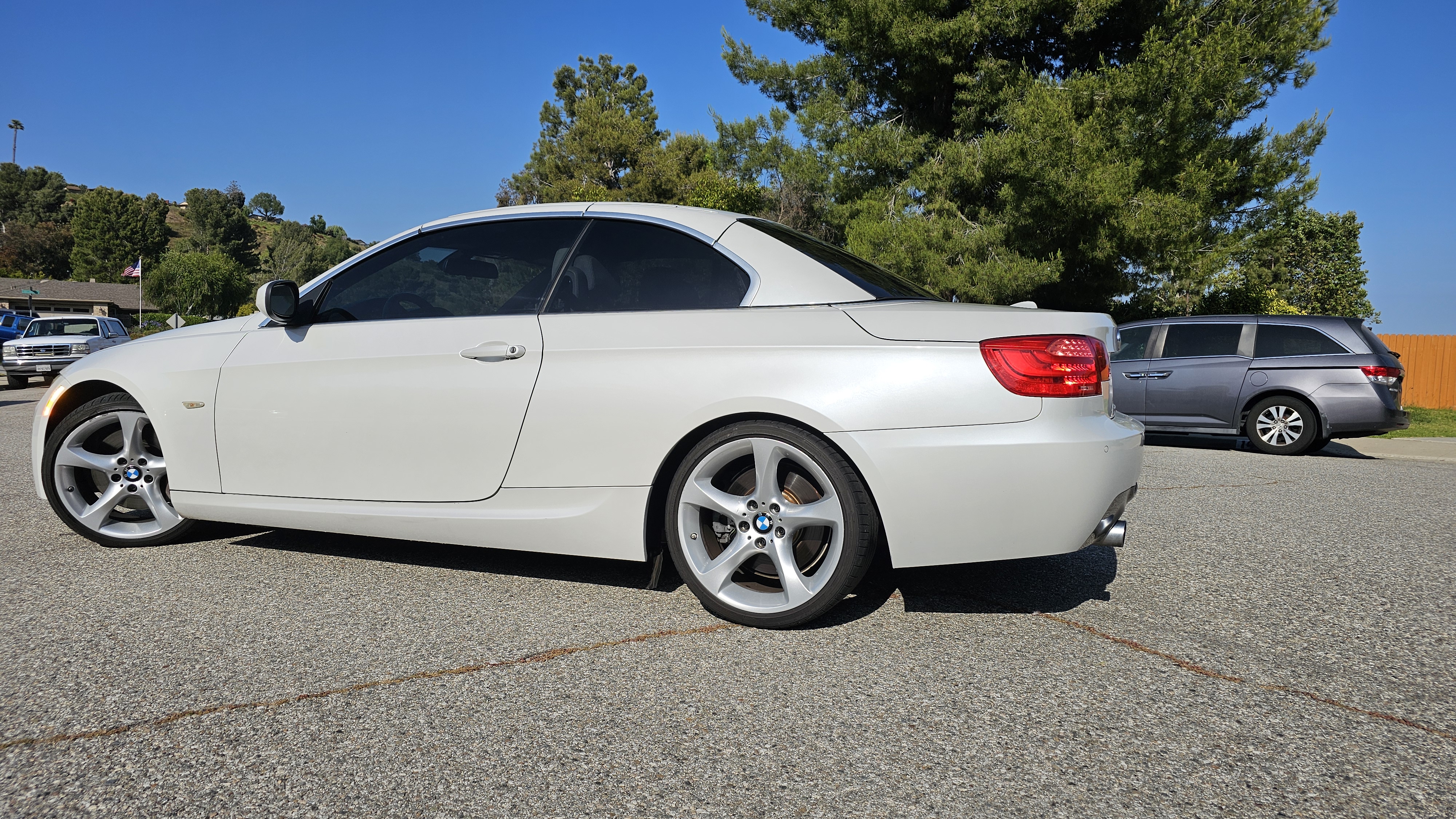 Used 2013 BMW 335i Convertible RWD image 12