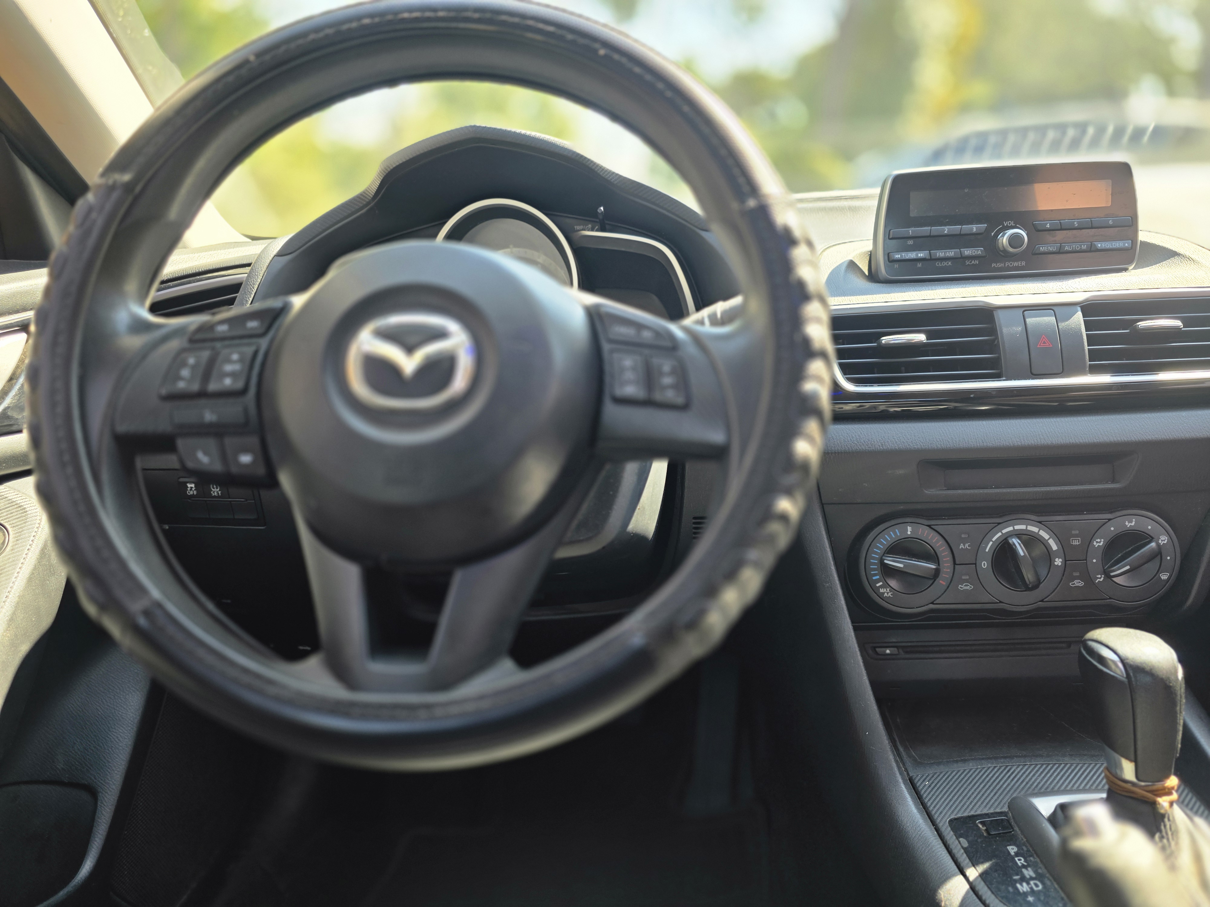 Used 2014 MAZDA MAZDA3 i Sport FWD image 13