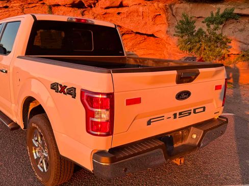 Used 2020 Ford F150 XLT w/ Equipment Group 302A Luxury AWD/4WD image 5