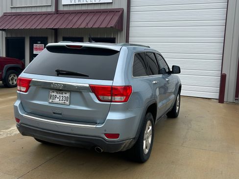 Used 2012 Jeep Grand Cherokee Limited image 10