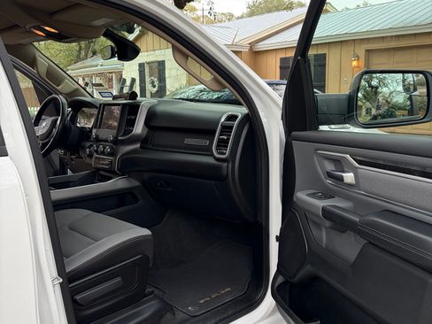 Used 2020 RAM 1500 Big Horn image 17