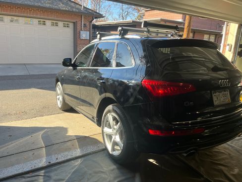 Used 2017 Audi Q5 2.0T Premium Plus w/ Technology Package image 18