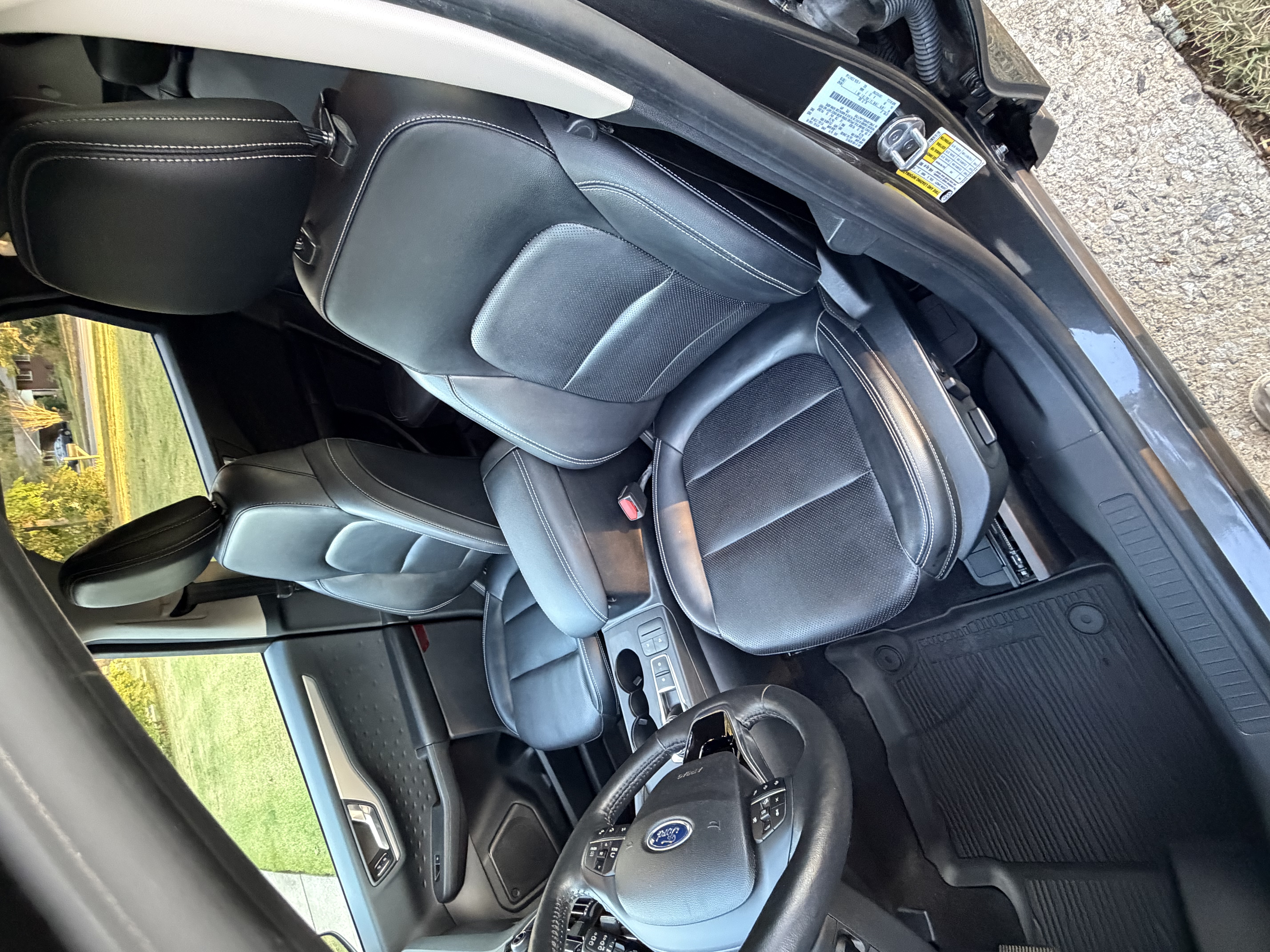 Used 2020 Ford Escape SEL FWD image 17