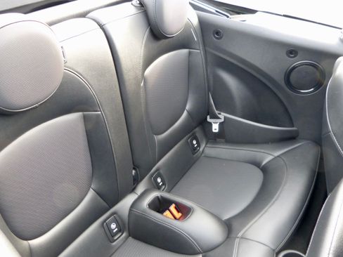 Used 2019 MINI Cooper S image 28