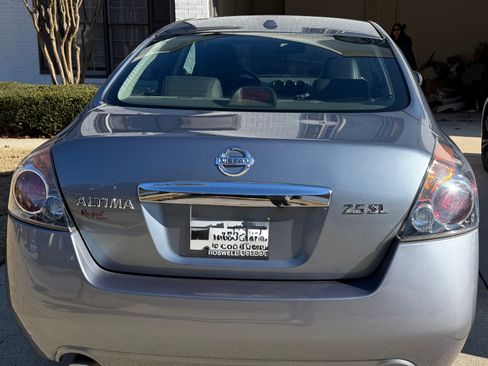 Used 2010 Nissan Altima 2.5 SL w/ SL Pkg image 4