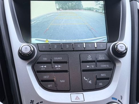 Used 2017 GMC Terrain SLE w/ Convenience Package FWD image 10