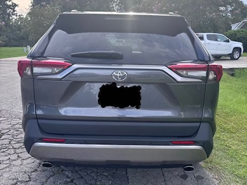 Used 2025 Toyota RAV4 Limited w/ Advanced Technology Package AWD/4WD image 6