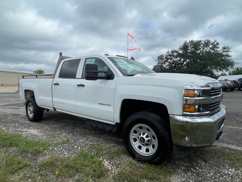 Used 2017 Chevrolet Silverado 3500 W/T w/ WT Convenience Package RWD image 2