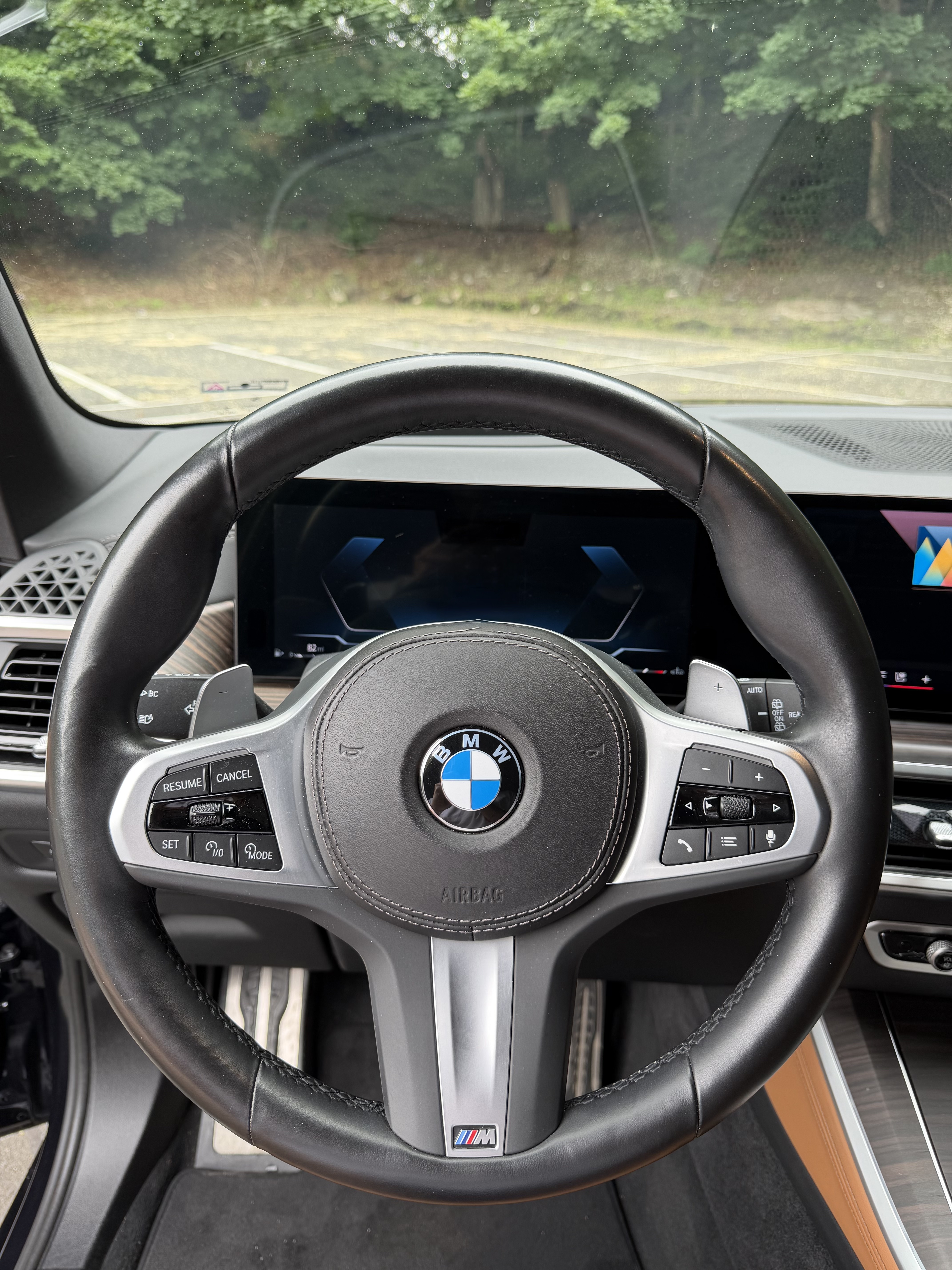 Used 2024 BMW X5 xDrive40i w/ M Sport Package AWD/4WD image 11