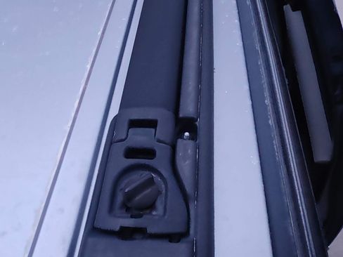 Used 2014 Chrysler Town & Country Touring image 31