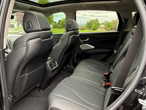 Used 2023 Acura RDX AWD w/ Advance Package image 5