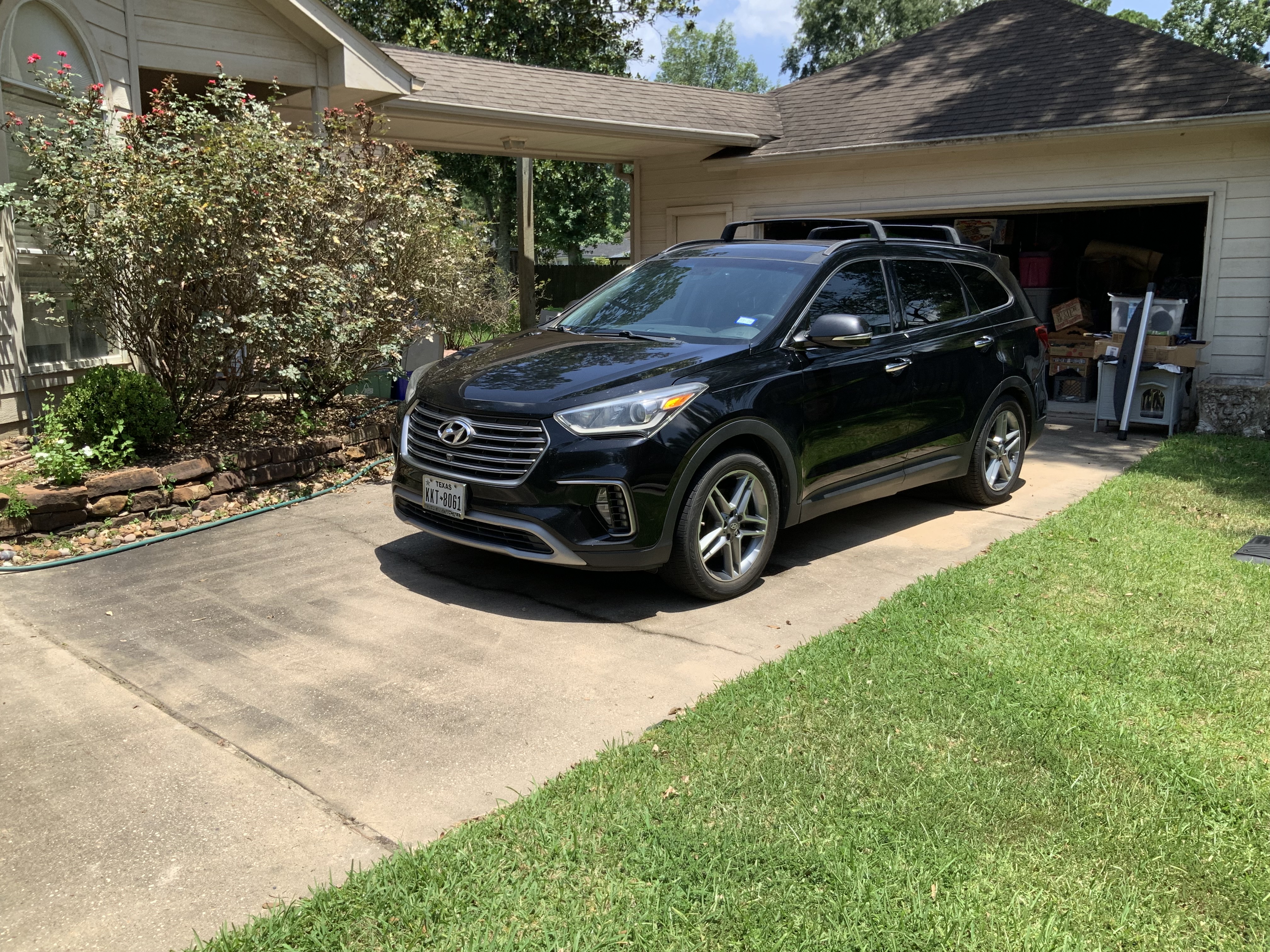 Used 2018 Hyundai Santa Fe FWD image 5