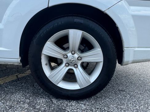 Used 2012 Dodge Caliber SXT image 8