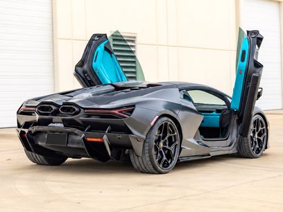 Used 2025 Lamborghini Revuelto