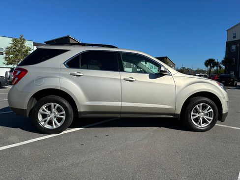 Used 2016 Chevrolet Equinox LT w/ Convenience Package image 4