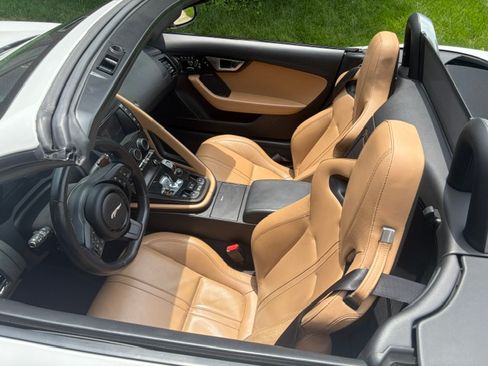 Used 2015 Jaguar F-TYPE S RWD image 14