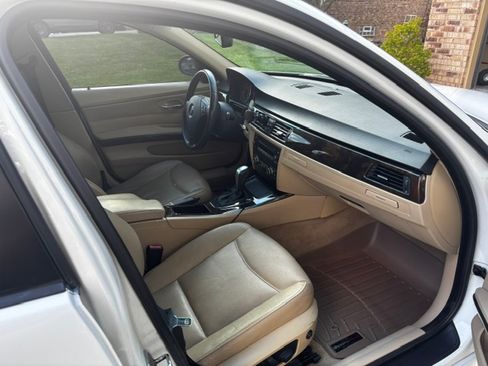 Used 2008 BMW 328i Sedan RWD image 10