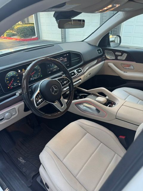 Used 2022 Mercedes-Benz GLE 350 4MATIC image 10