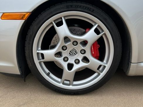 Used 2006 Porsche 911 Carrera S RWD image 29