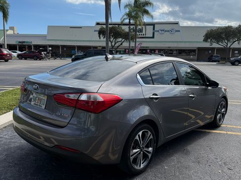 Used 2016 Kia Forte EX image 5