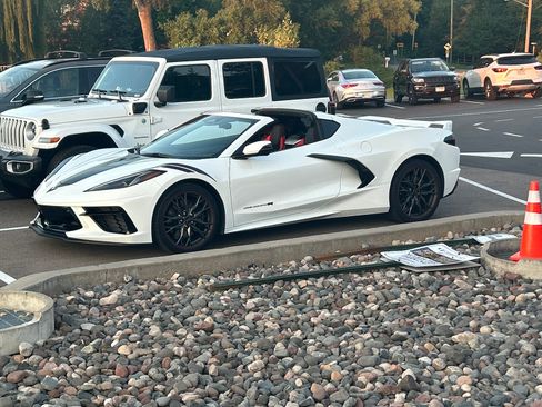 Used 2024 Chevrolet Corvette Stingray Preferred Cpe w/ Z51 Performance Package image 9