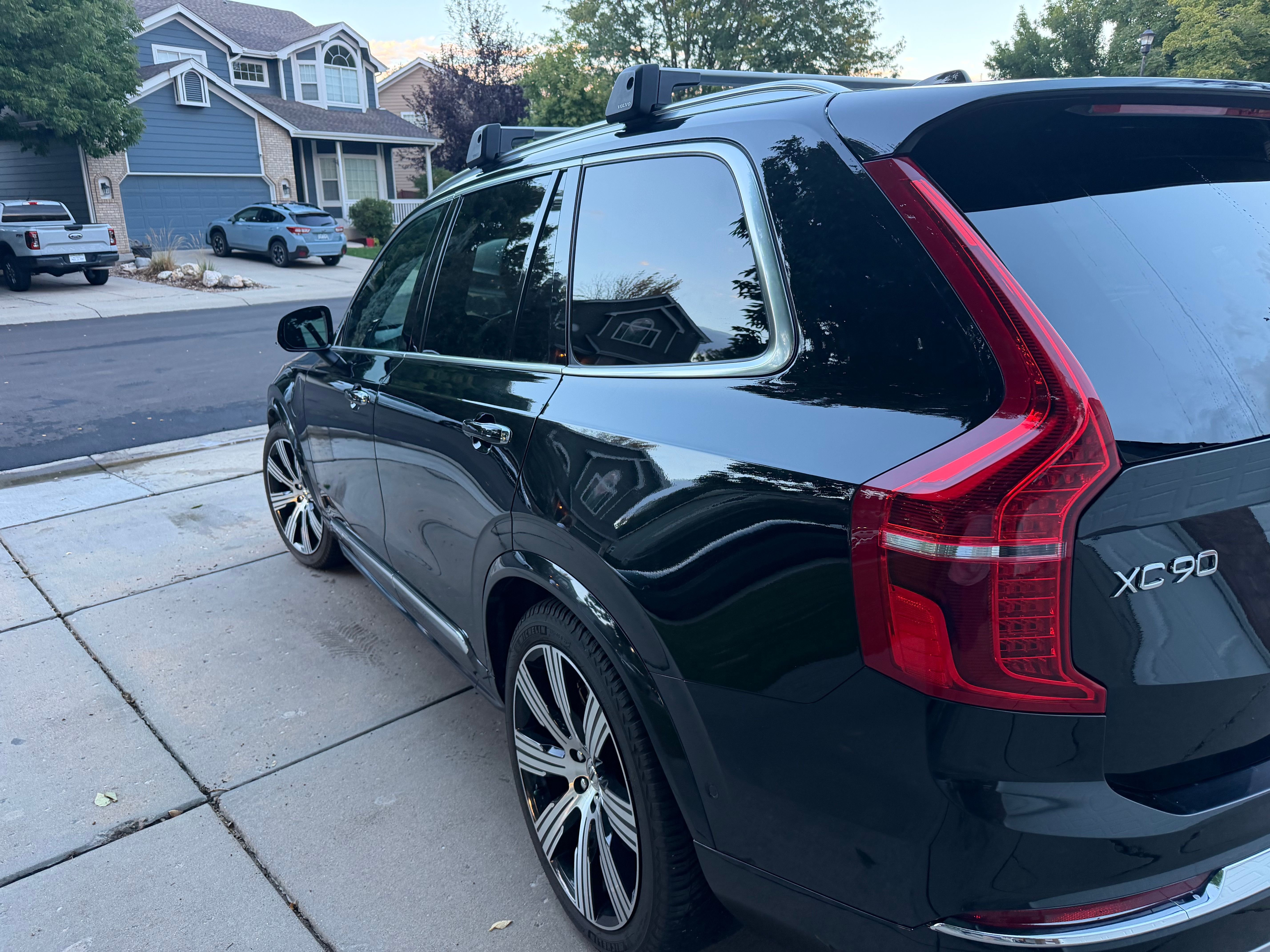 Used 2021 Volvo XC90 T8 Inscription w/ Advanced Package AWD/4WD image 6