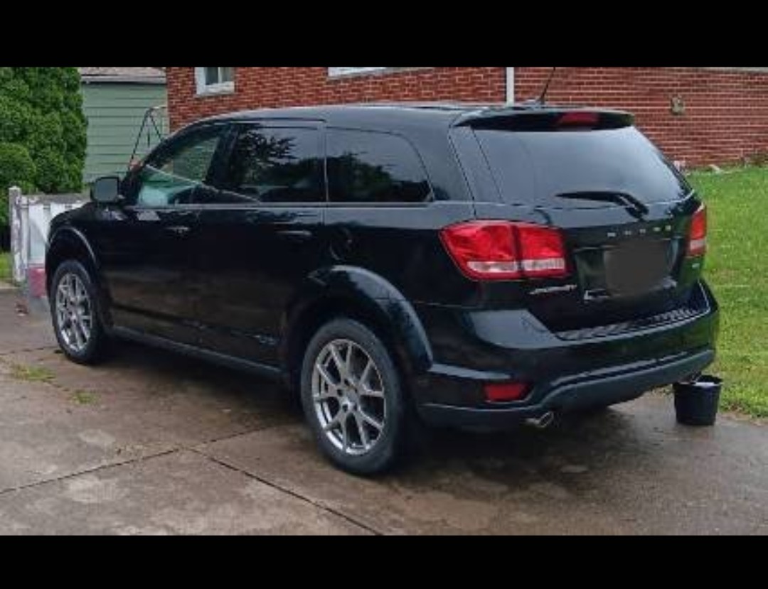 Used 2017 Dodge Journey GT FWD image 4