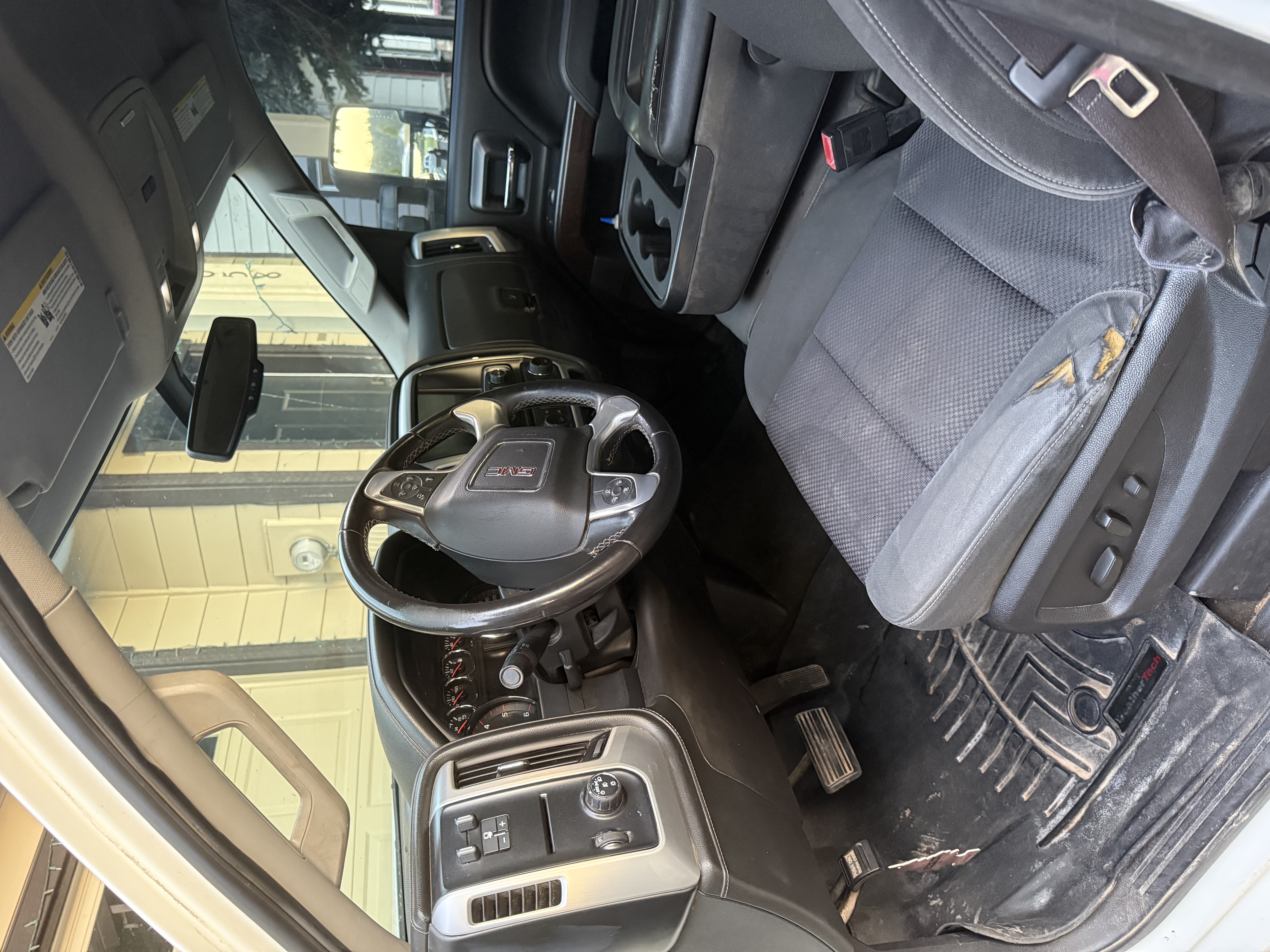 Used 2015 GMC Sierra 1500 SLE w/ SLE Value Package RWD image 5