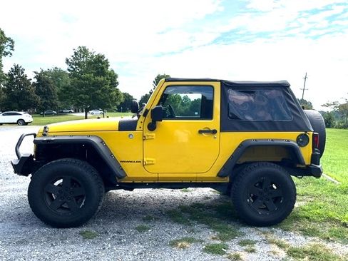 Used 2007 Jeep Wrangler X AWD/4WD image 1