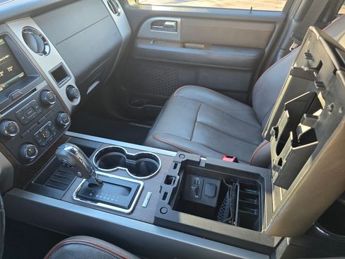 Used 2015 Ford Expedition King Ranch image 13