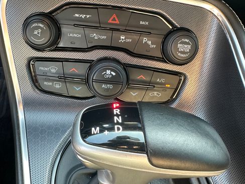 Used 2015 Dodge Challenger SRT w/ Technology Group image 15
