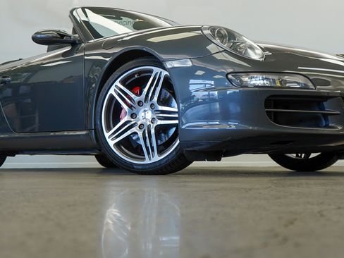 Used 2007 Porsche 911 Carrera S image 2