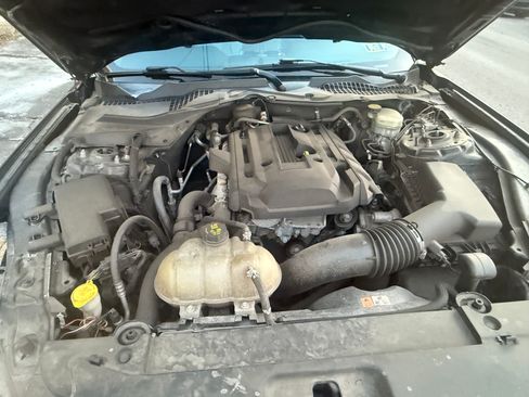 Used 2016 Ford Mustang Coupe image 10