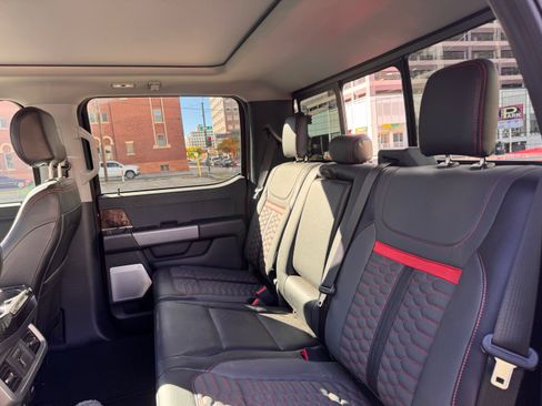 Used 2021 Ford F150 Lariat w/ Equipment Group 502A High image 10