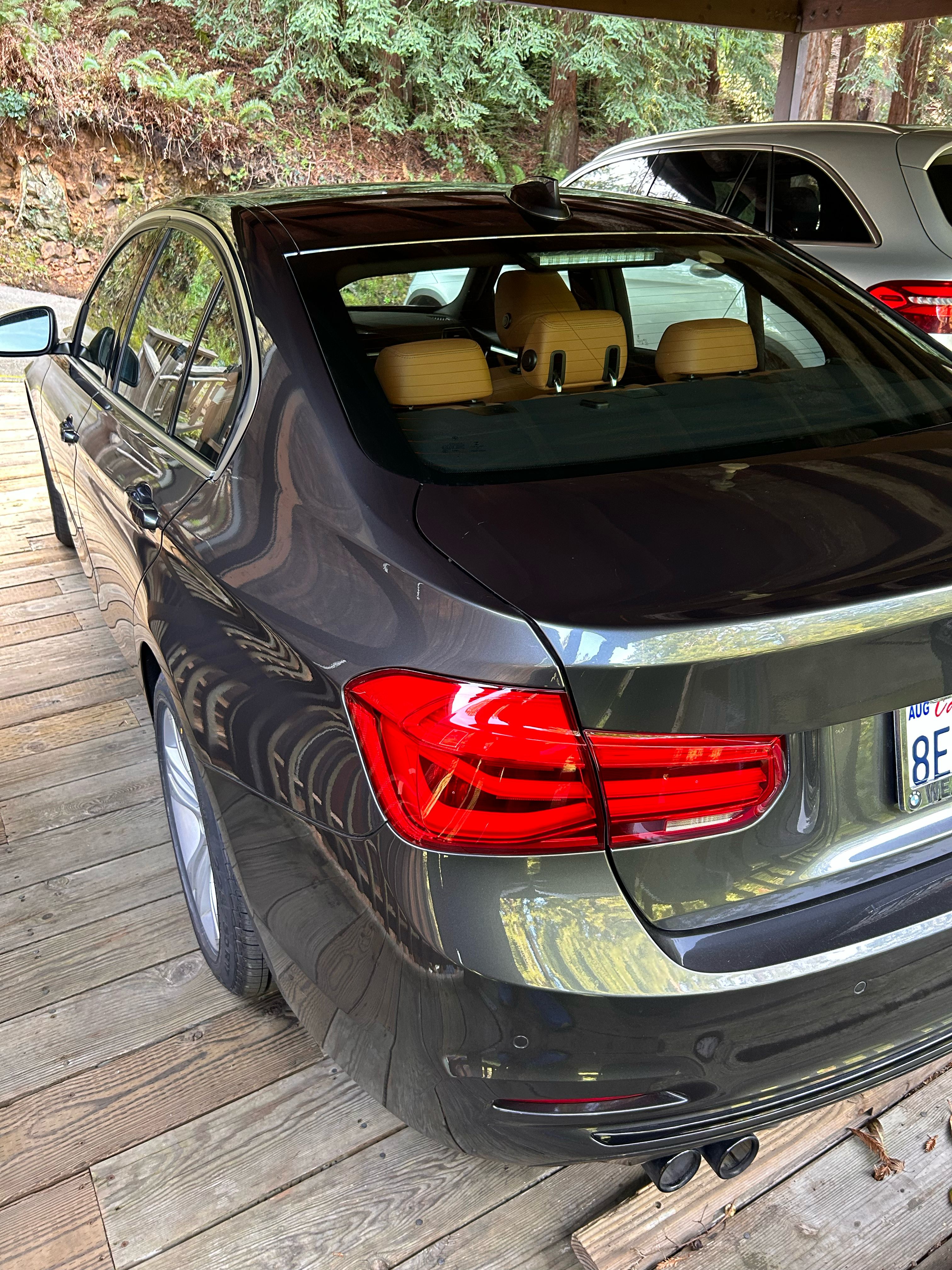 Used 2018 BMW 330i Sedan w/ Premium Package RWD image 6