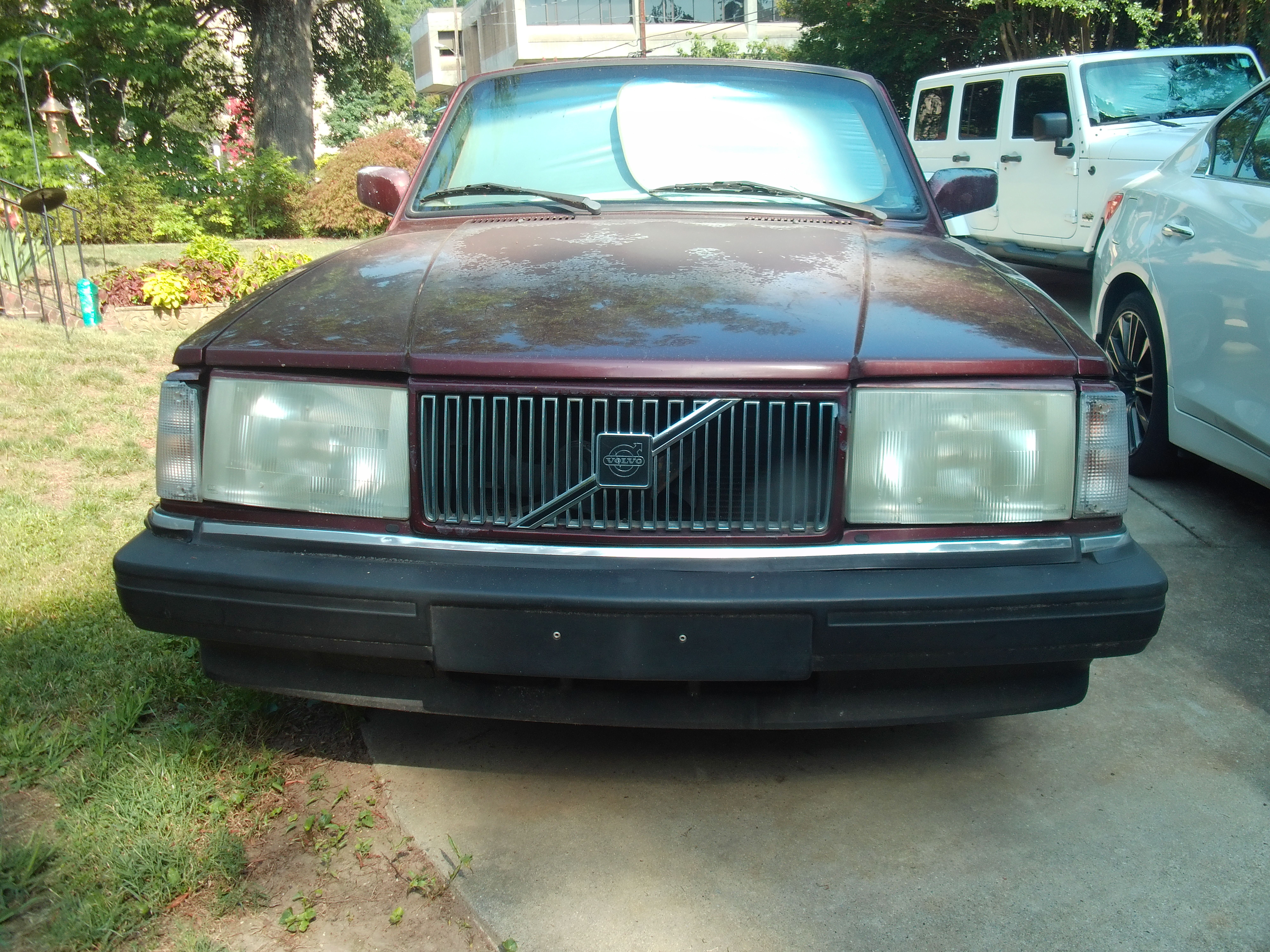 Used 1993 Volvo 240 Sedan RWD image 2