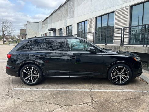 Used 2022 Audi Q7 3.0T Prestige w/ Prestige Package image 2