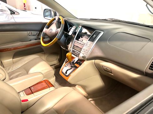 Used 2006 Lexus RX 330 image 4