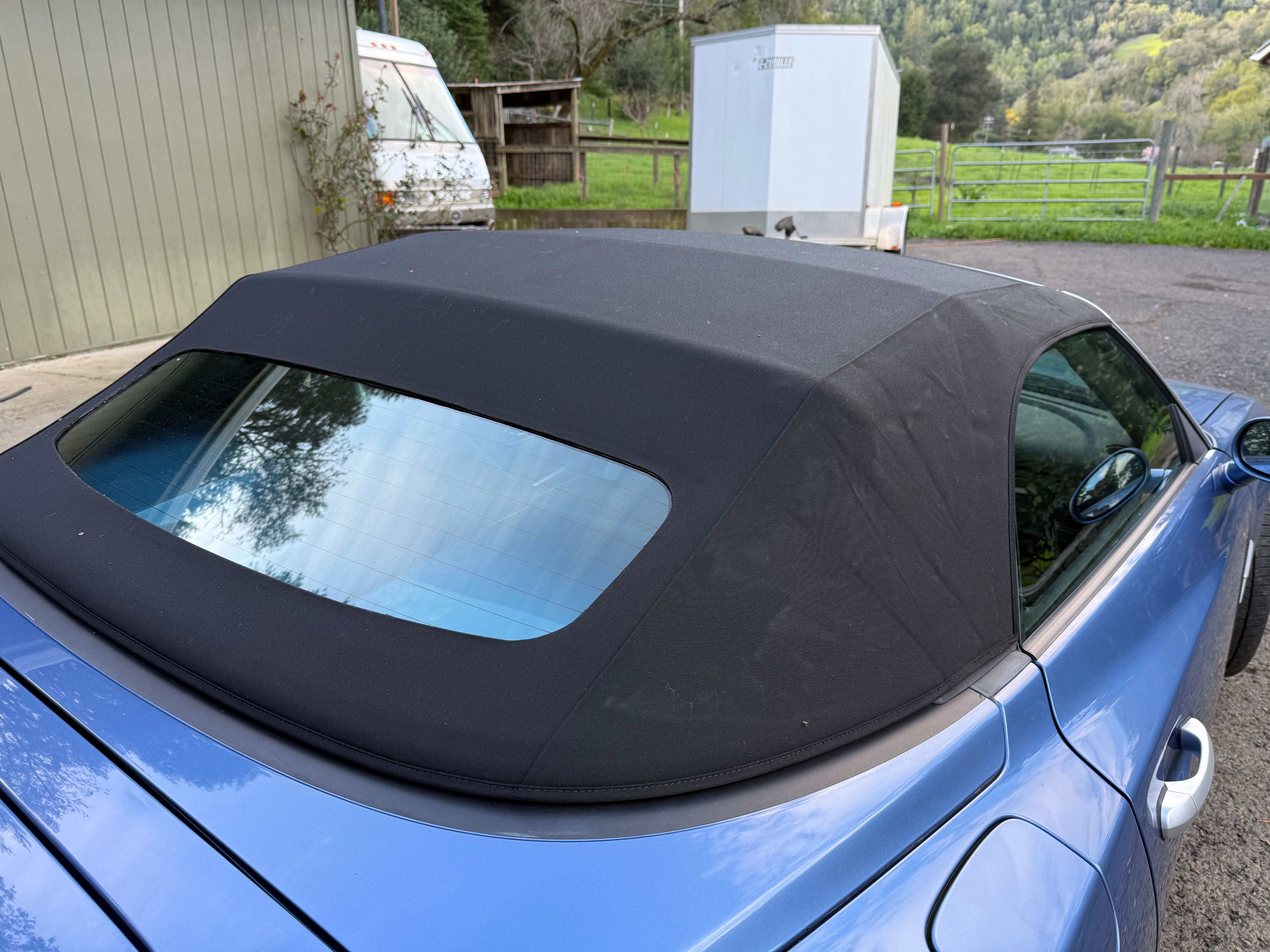 Used 2005 Chrysler Crossfire Limited RWD image 9