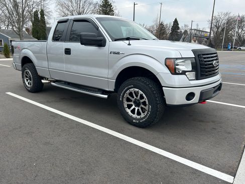 Used 2010 Ford F150 STX AWD/4WD image 4